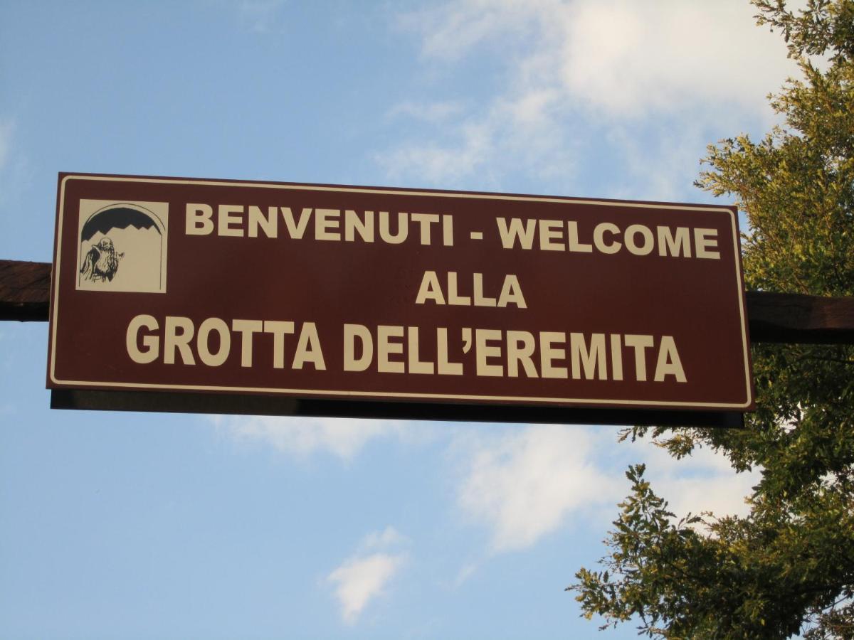 Agriturismo Grotta Dell'Eremita Albano di Lucania Exteriér fotografie